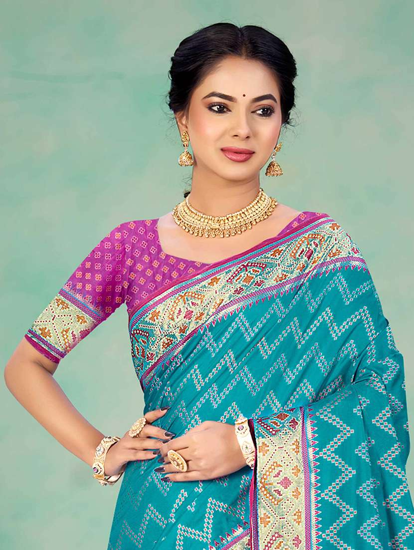 women self design patola saree with blouse - 22357673 -  Standard Image - 1