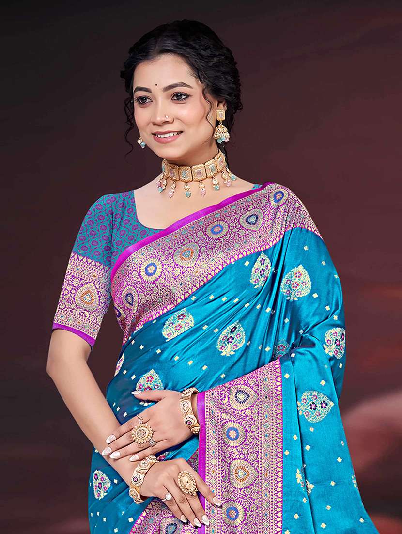 women self design banarasi saree with blouse - 22357694 -  Standard Image - 1