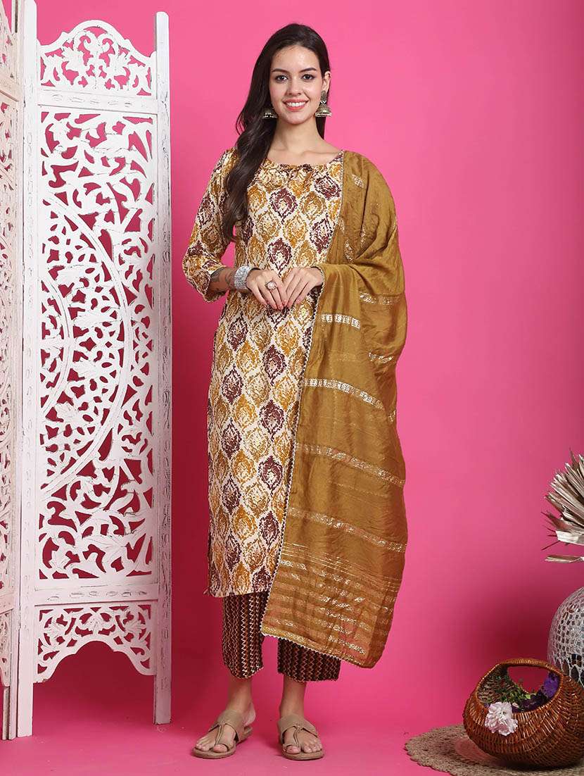 women printed three quarter sleeve kurta pant with dupatta set - 22357934 -  Standard Image - 1