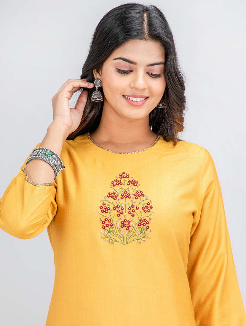 women solid with work three quarter sleeve straight kurta - 22358066 -  Standard Image - 6