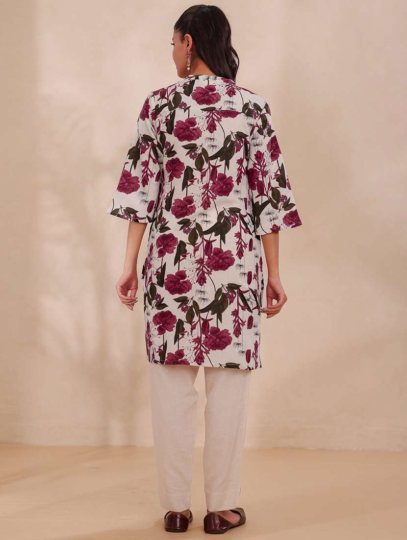 women floral printed three quarter sleeve straight kurta - 22358079 -  Standard Image - 4