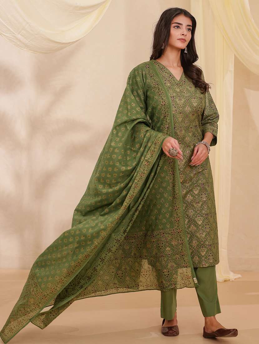 women printed three quarter sleeve kurta pant with dupatta set - 22358097 -  Standard Image - 1