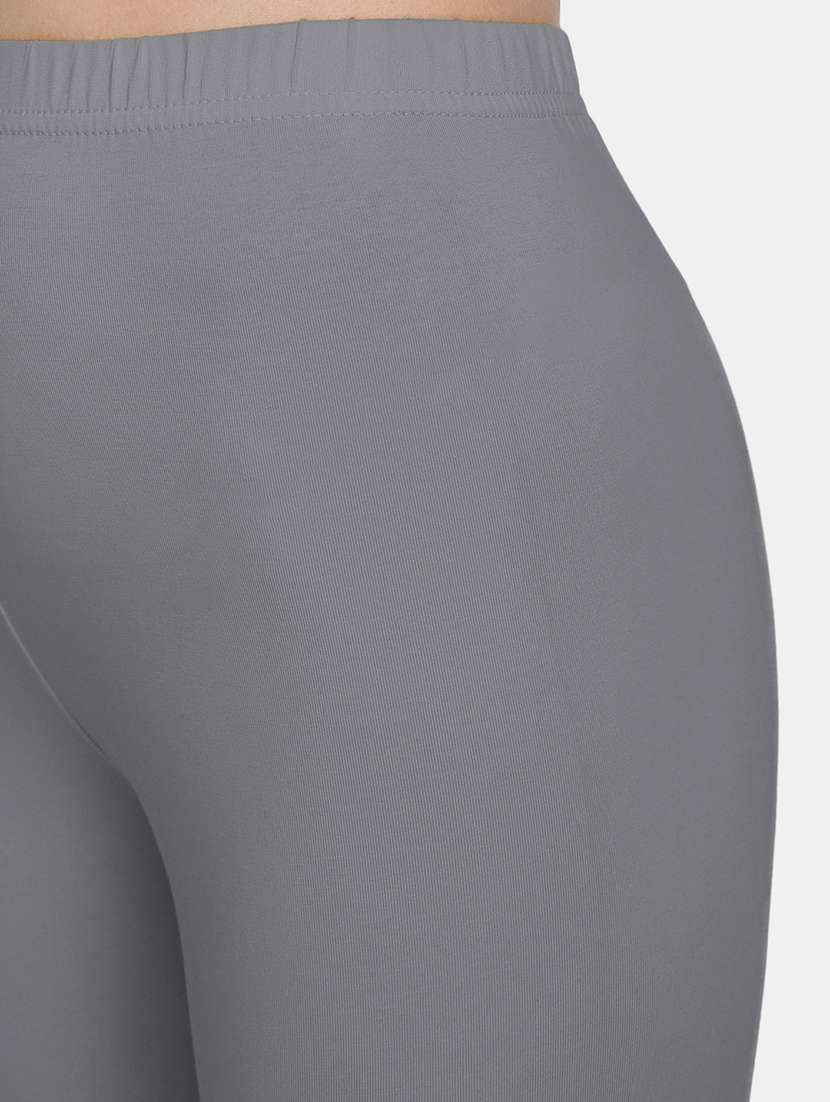 women solid mid rise legging - 22358135 -  Standard Image - 4