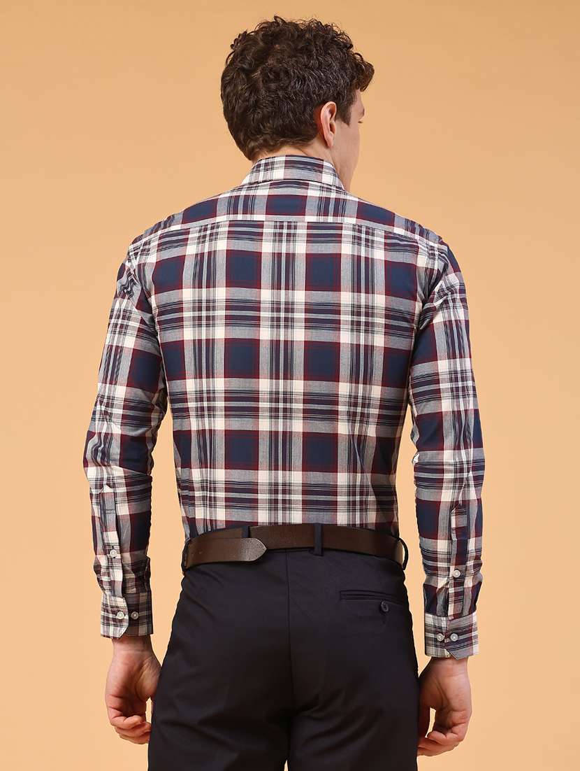 men checkered long sleeve slim fit formal shirt - 22359265 -  Standard Image - 4
