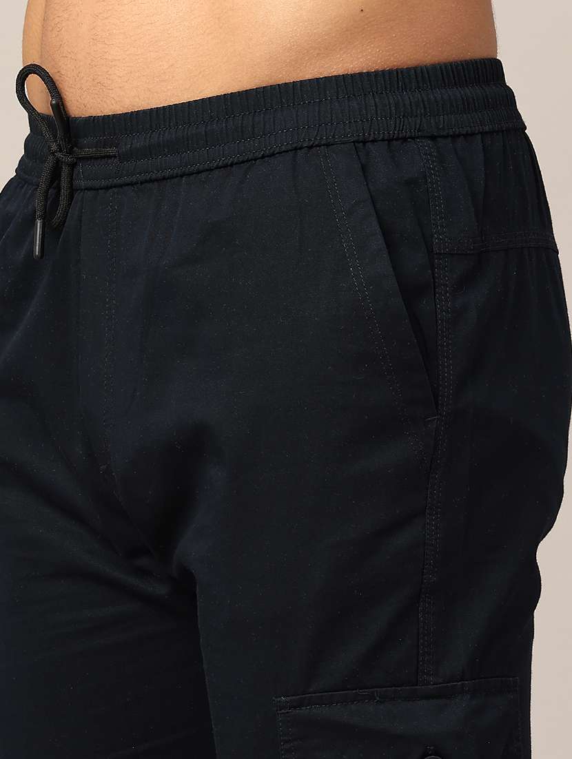 men solid mid rise regular fit cargo  - 22360117 -  Standard Image - 1