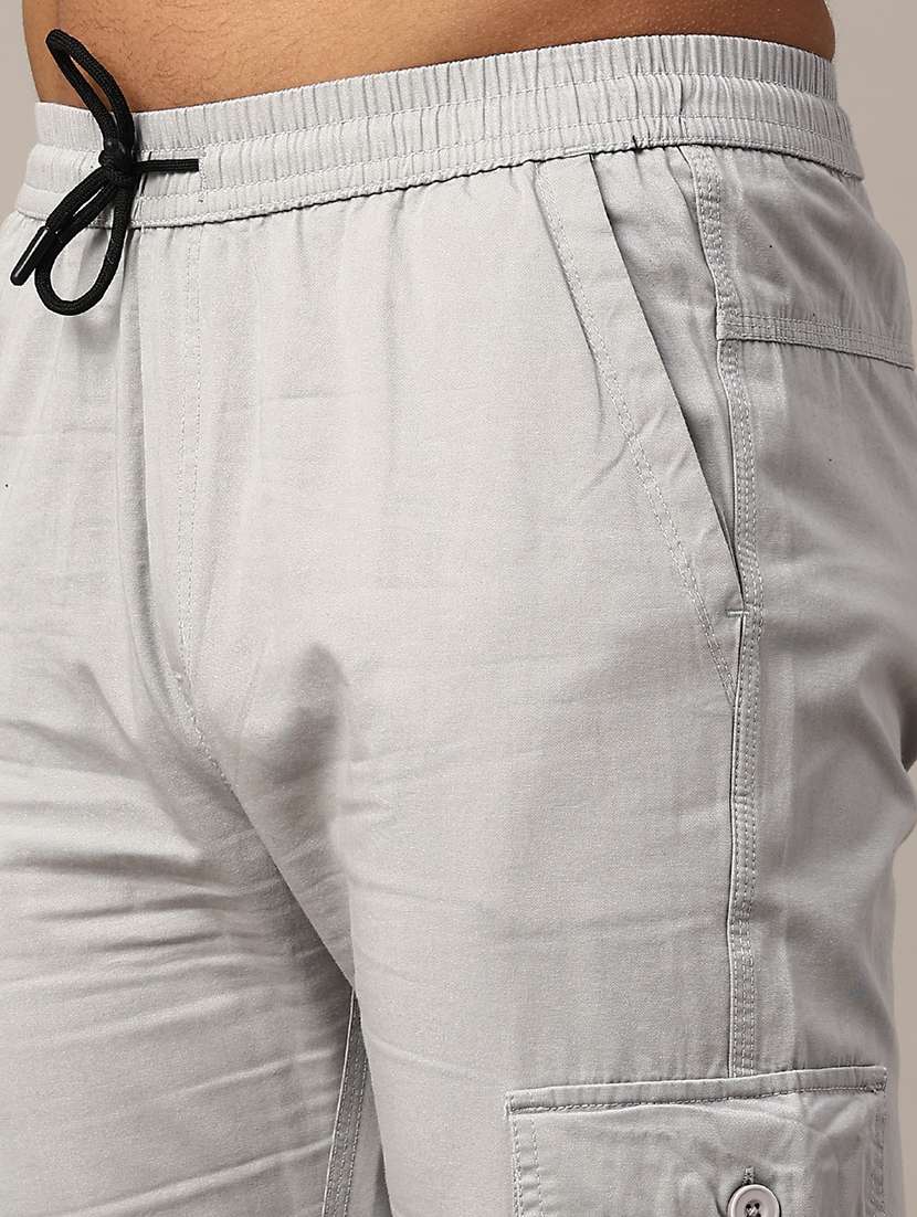 men solid mid rise regular fit cargo  - 22360119 -  Standard Image - 1