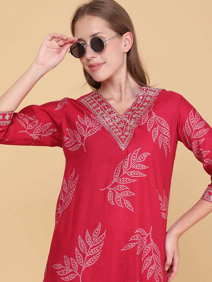 women printed three quarter sleeve kurta pant set - 22360193 -  Standard Image - 1