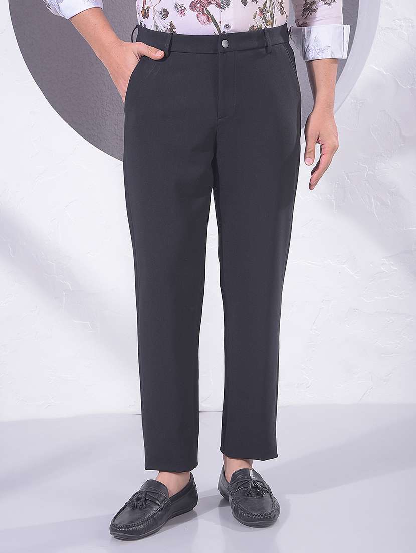 men solid mid rise chinos casual trouser