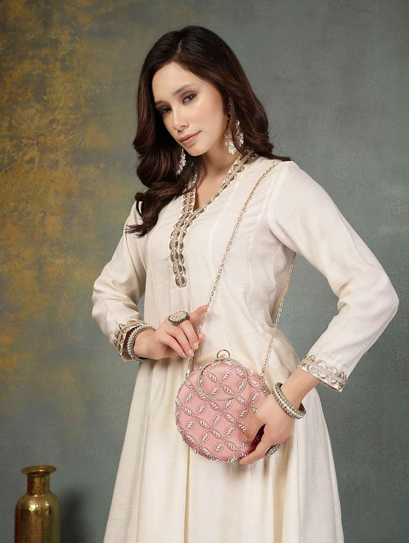 Women Embellished Clutch With Sling Chain - 22360657 -  Standard Image - 6