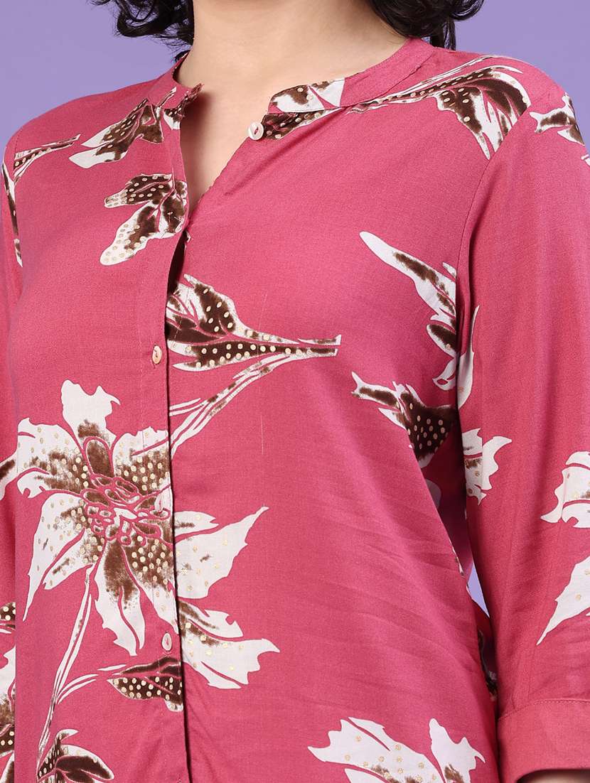 women floral three quarter sleeve straight kurta - 22361173 -  Standard Image - 1