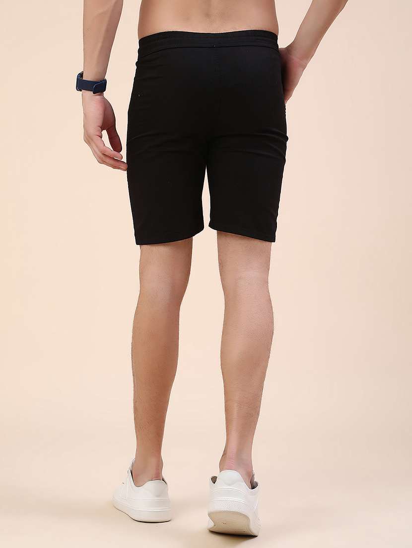 men solid mid rise regular fit shorts - 22361345 -  Standard Image - 4
