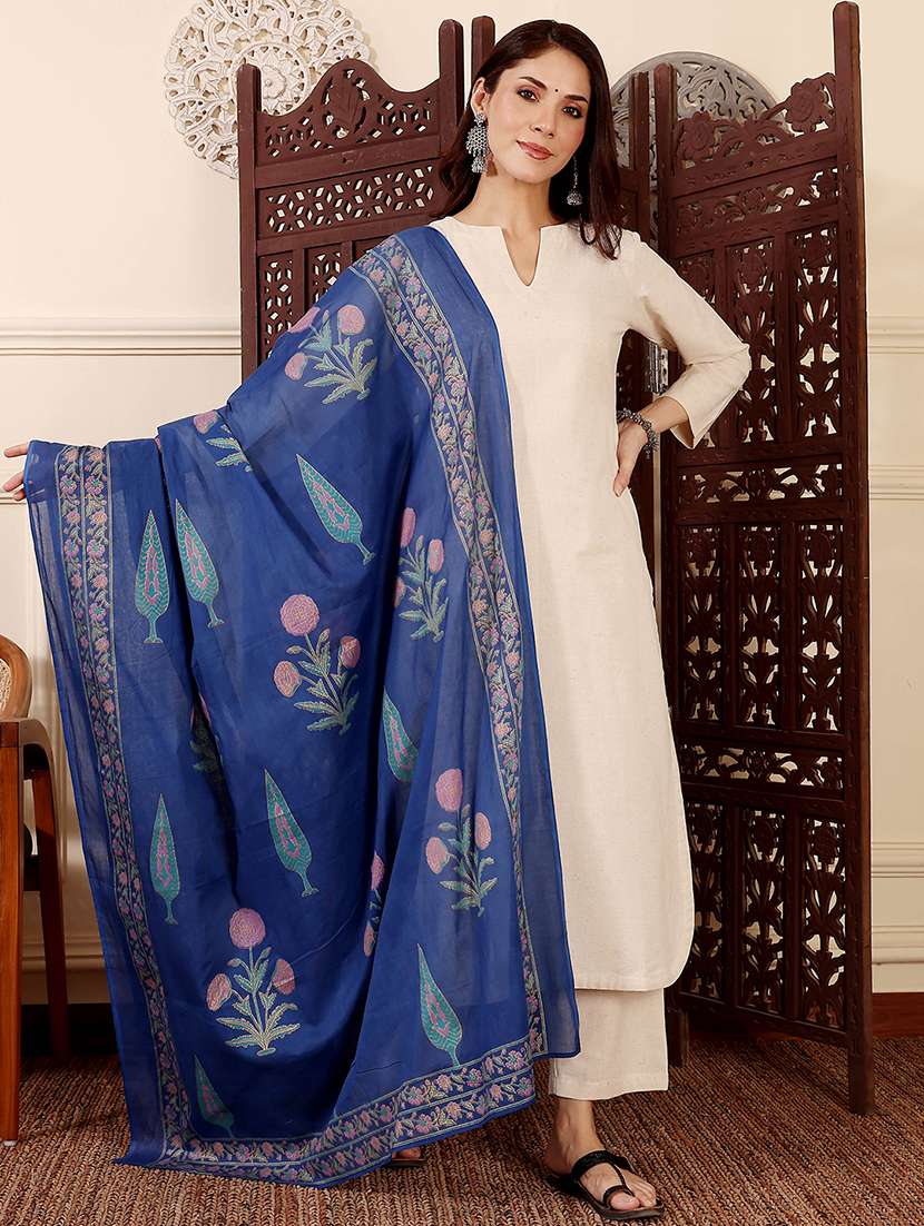 women solid three quarter sleeve kurta pant with dupatta set - 22361809 -  Standard Image - 1