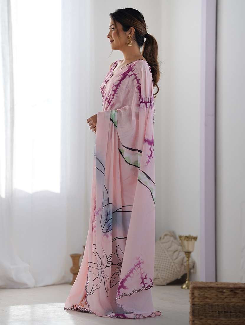 women printed casual wear saree with blouse - 22361826 -  Standard Image - 4
