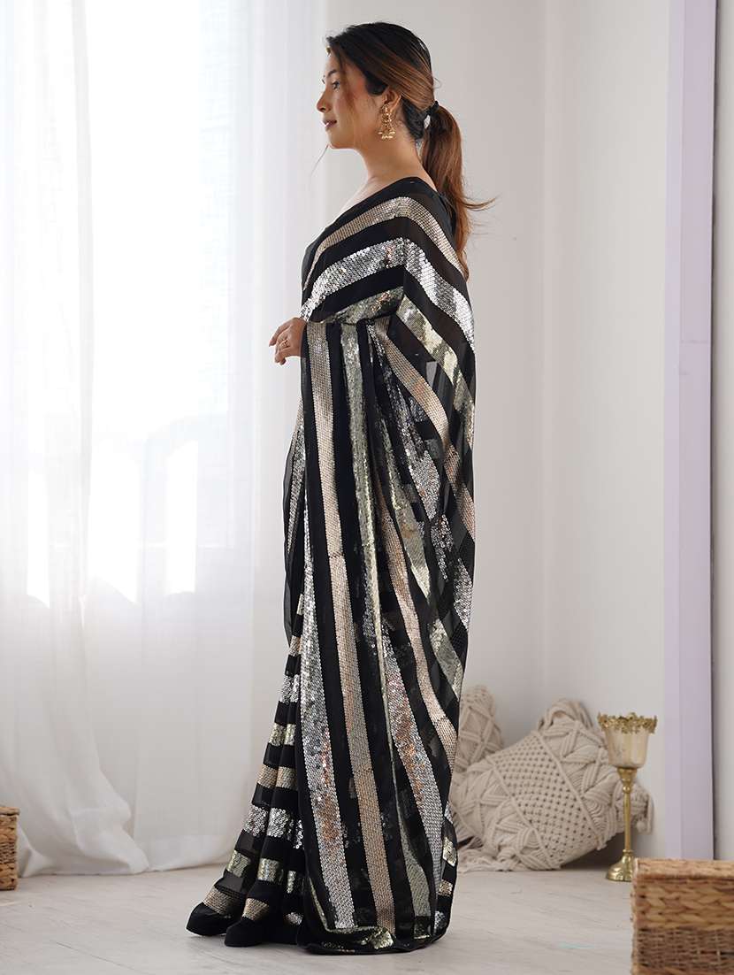 women solid with work embellished saree with blouse - 22361873 -  Standard Image - 4