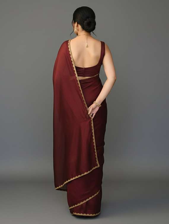 women solid with embellished bordered saree with blouse - 22362010 -  Standard Image - 4