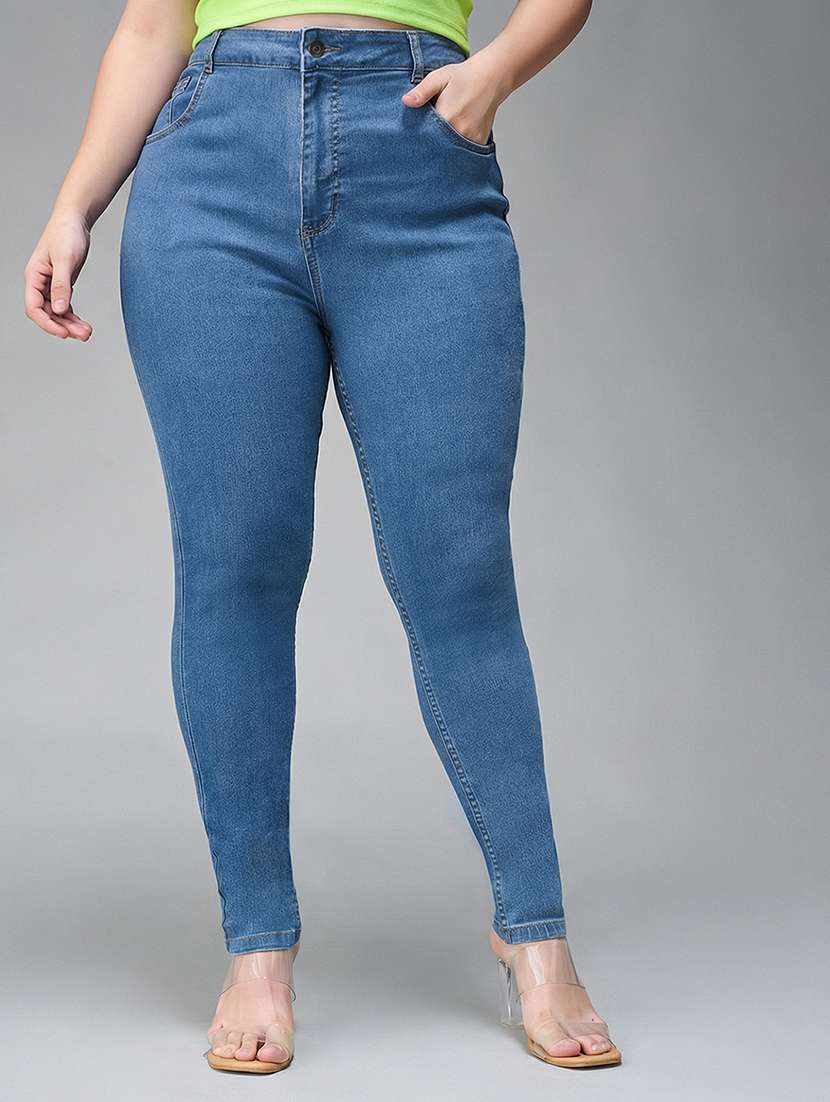 womne plus size solid high rise slim fit jeans