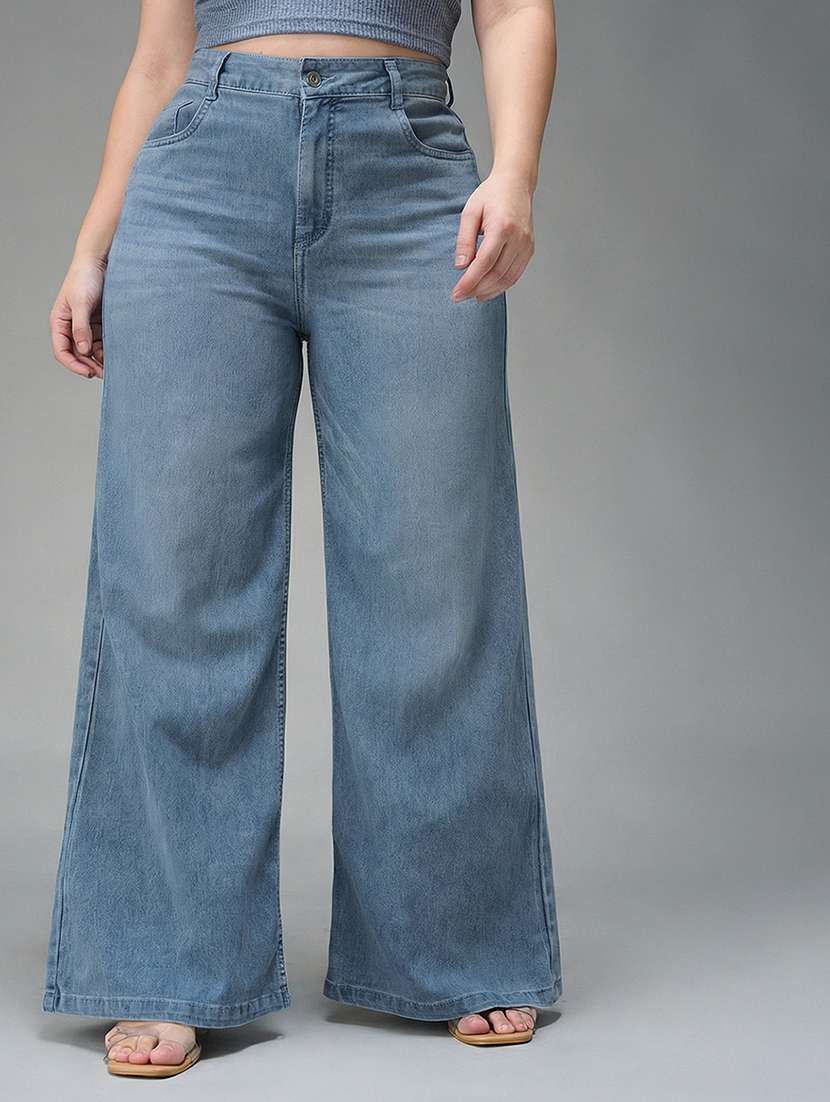 womne plus size solid high rise wide leg jeans