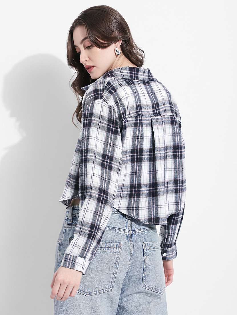 women checkered long sleeve crop shirt - 22363279 -  Standard Image - 4