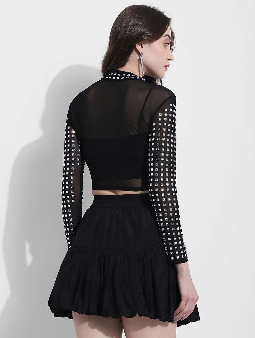 women embellsihed long sleeev crop top - 22363425 -  Standard Image - 4