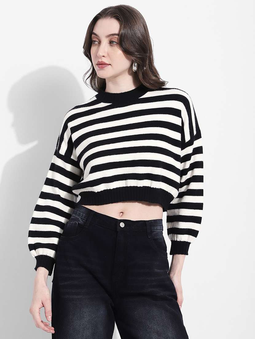 women striped long sleeve crop top - 22363433 -  Standard Image - 1