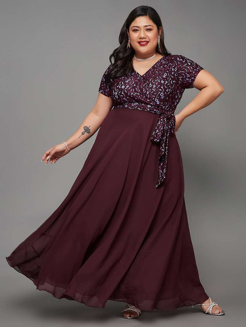 women plus size self designed lace dress