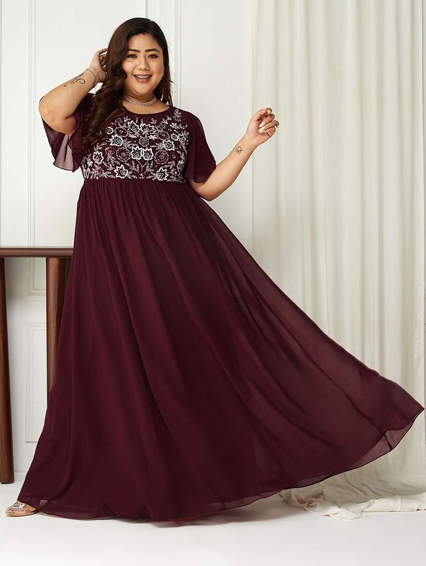 women plus size embroidered flared sleeve dress