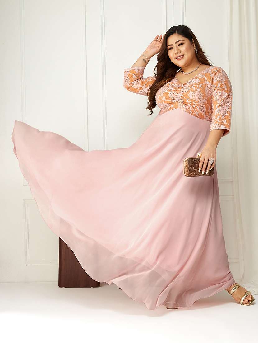 women plus size self designed lace dress