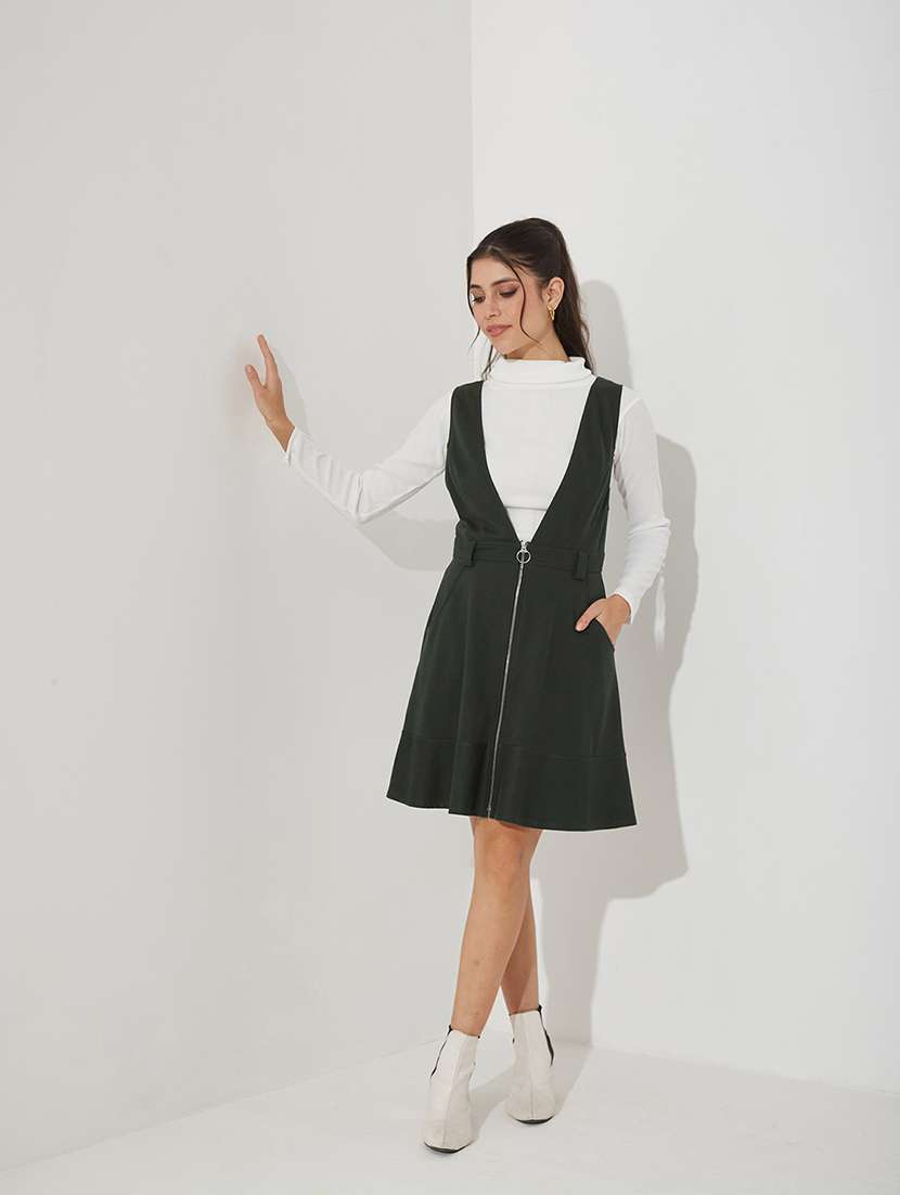 women solid sleeveless dungaree dress