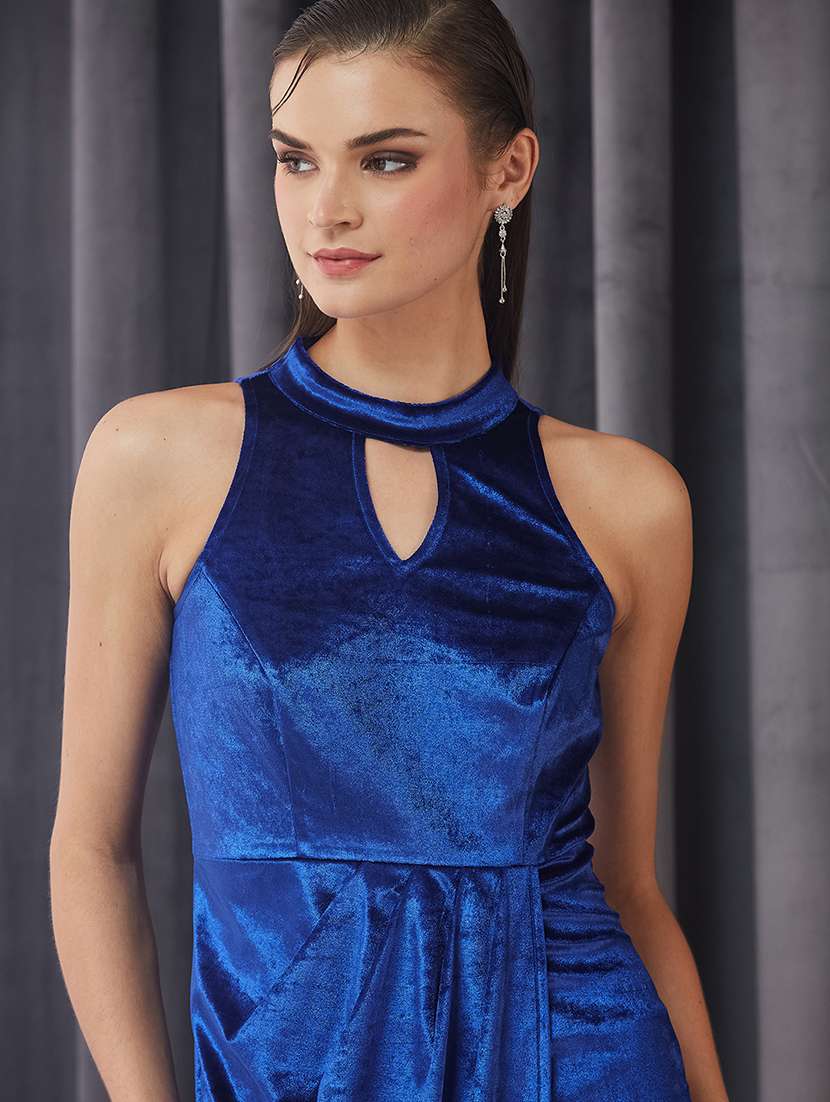 women solid halter neck velvet bodycon dress - 22363891 -  Standard Image - 1