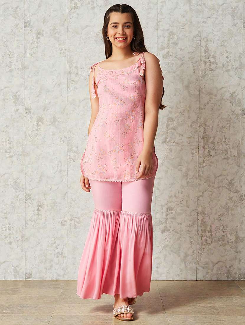 girls floral print sleeveless kurta and sharara set 