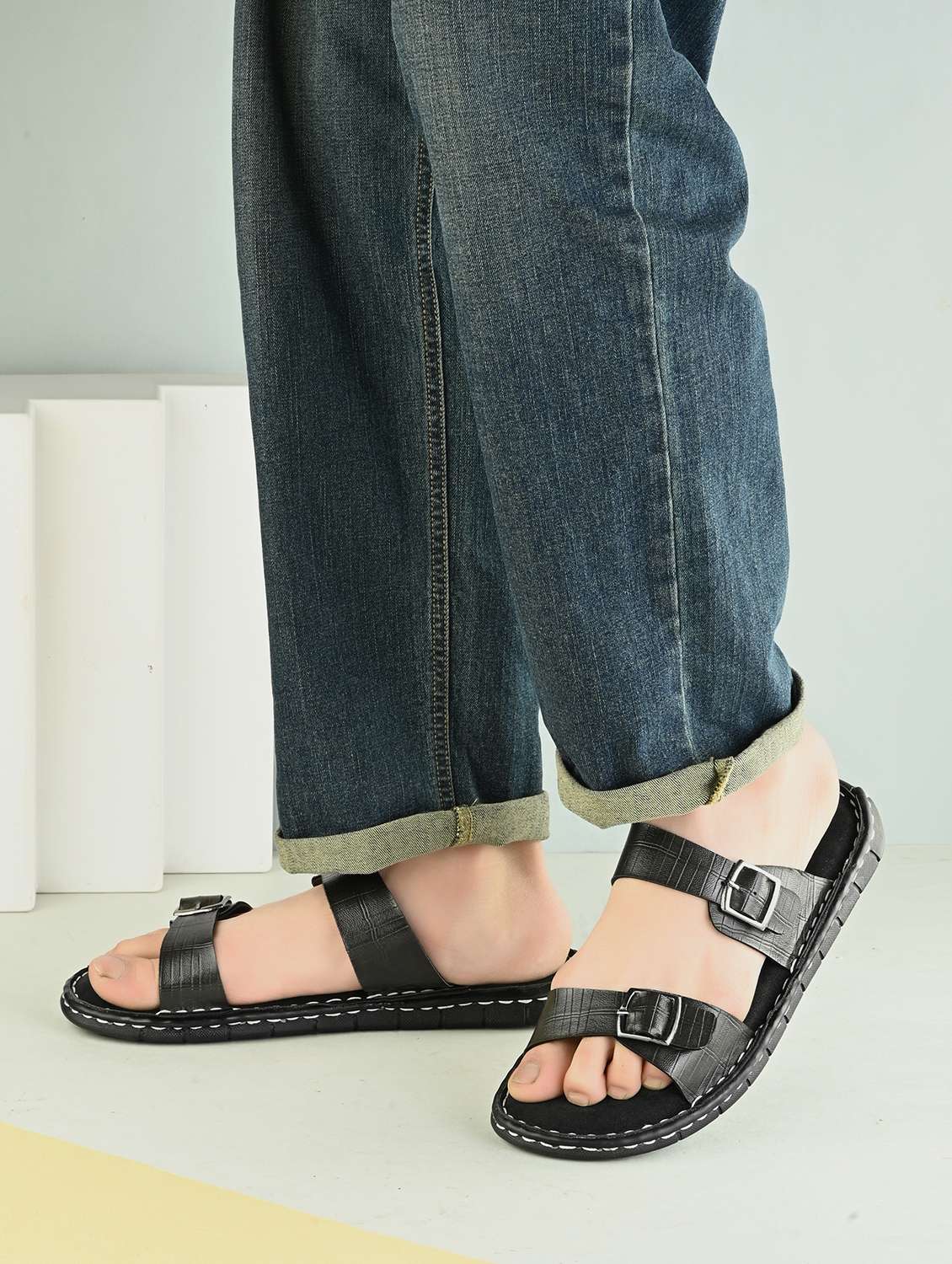 men solid slip on sandal - 22364251 -  Standard Image - 1