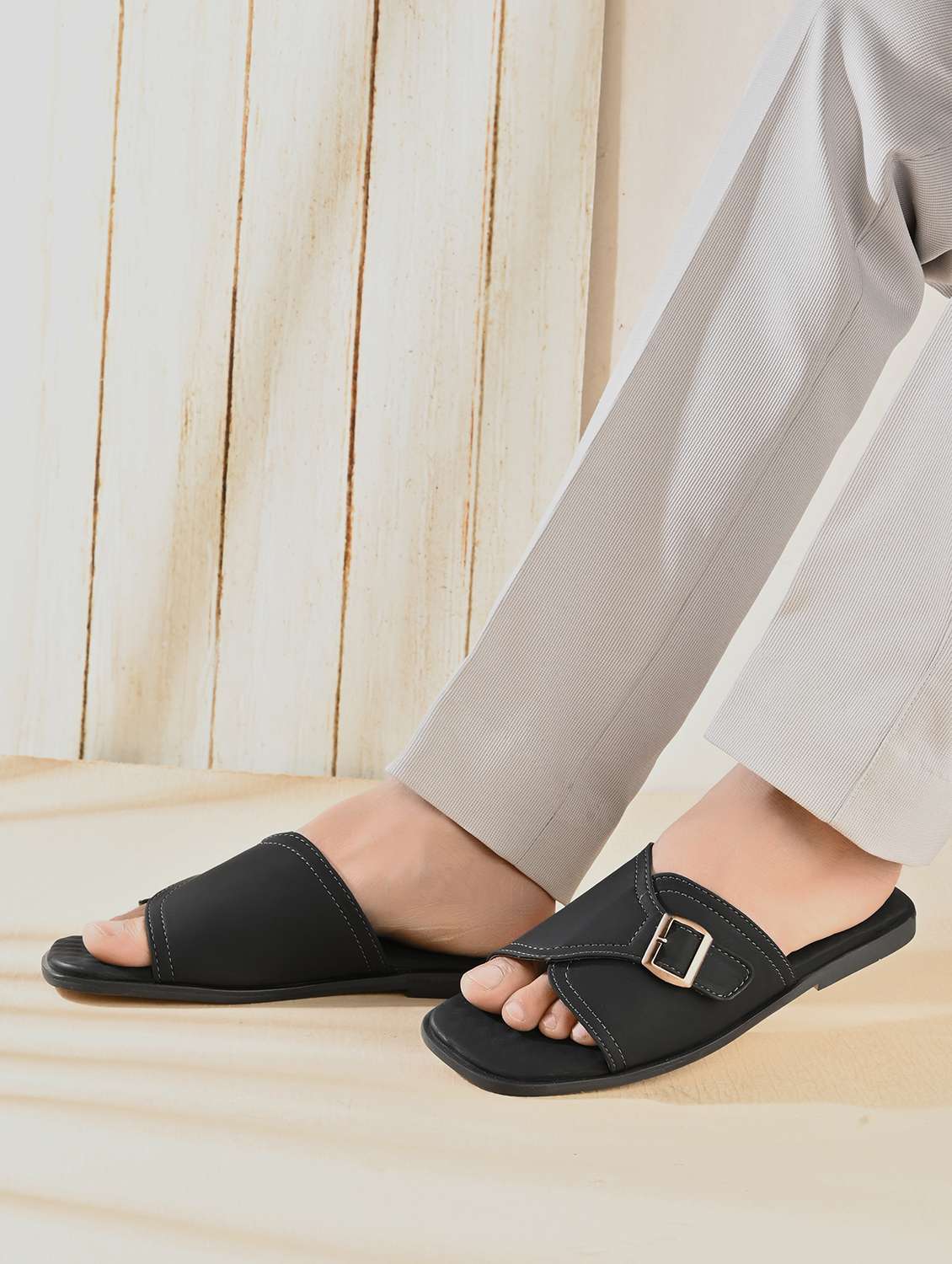 men solid slip on sandal - 22364253 -  Standard Image - 1