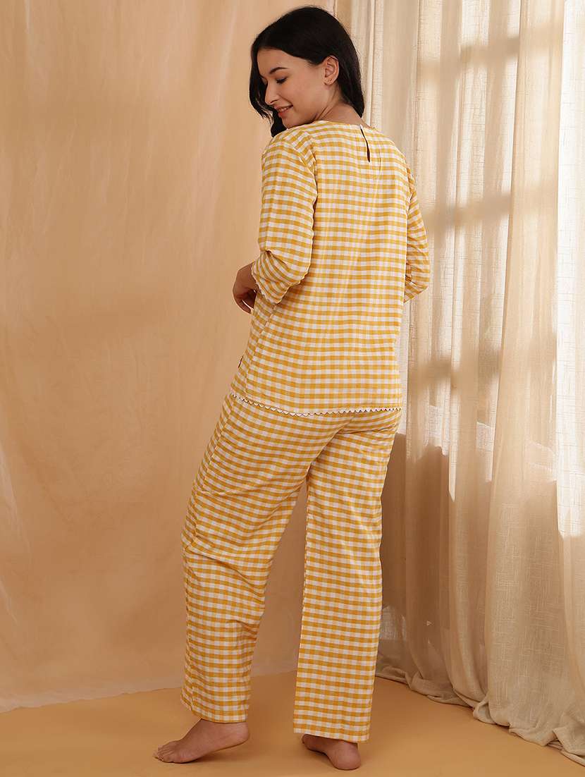 women checkered nightwear pyjama set  - 22364497 -  Standard Image - 4