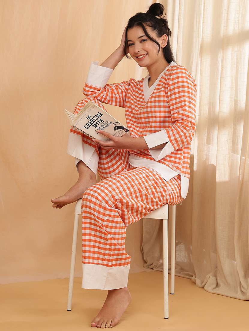 women checkered nightwear pyjama set - 22364504 -  Standard Image - 4