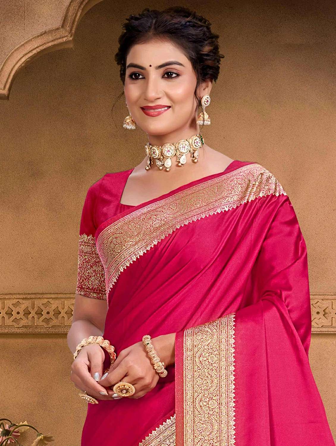 women solid with bordered saree with blouse - 22368395 -  Standard Image - 1