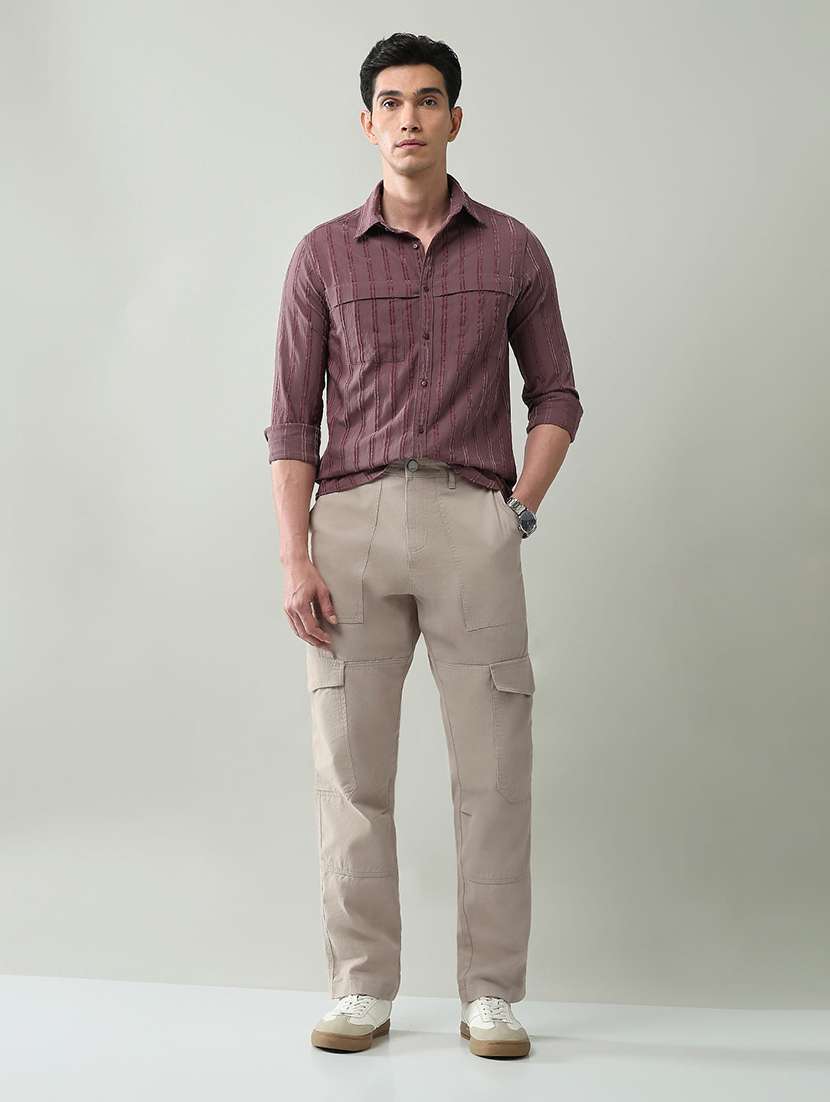 men solid mid rise regular fit cargo - 22368706 -  Standard Image - 4