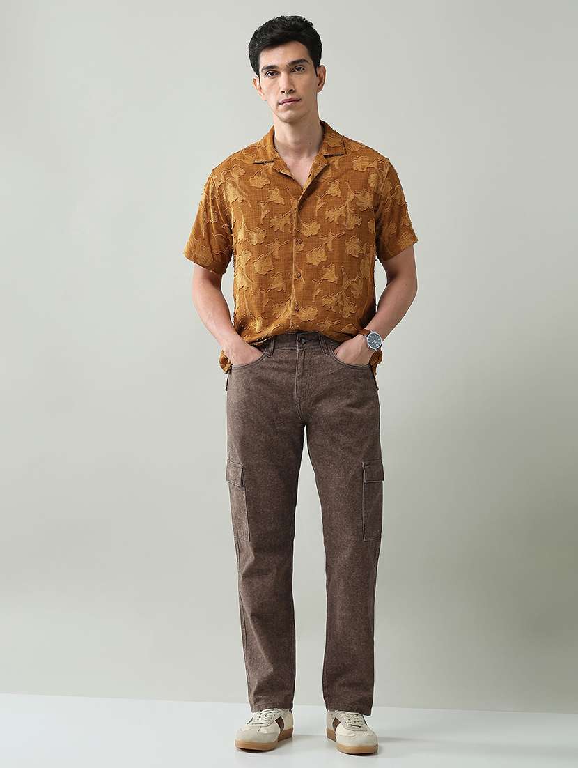 men solid mid rise regular fit cargo - 22368711 -  Standard Image - 4