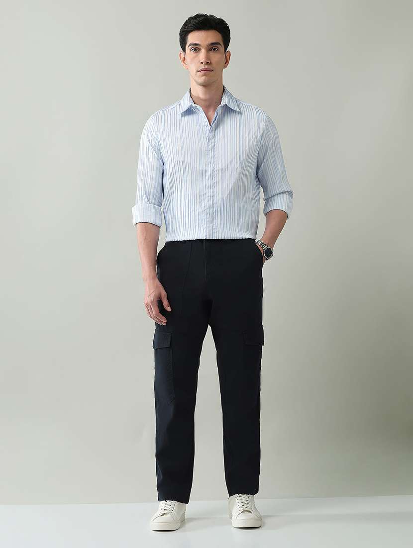 men solid mid rise regular fit cargo - 22368714 -  Standard Image - 4