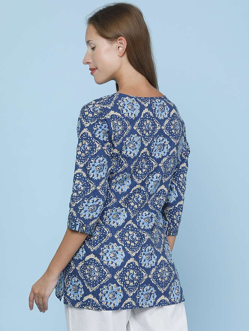 Women Printed Three Quarter Sleeves Straight Kurti - 22370900 -  Standard Image - 4