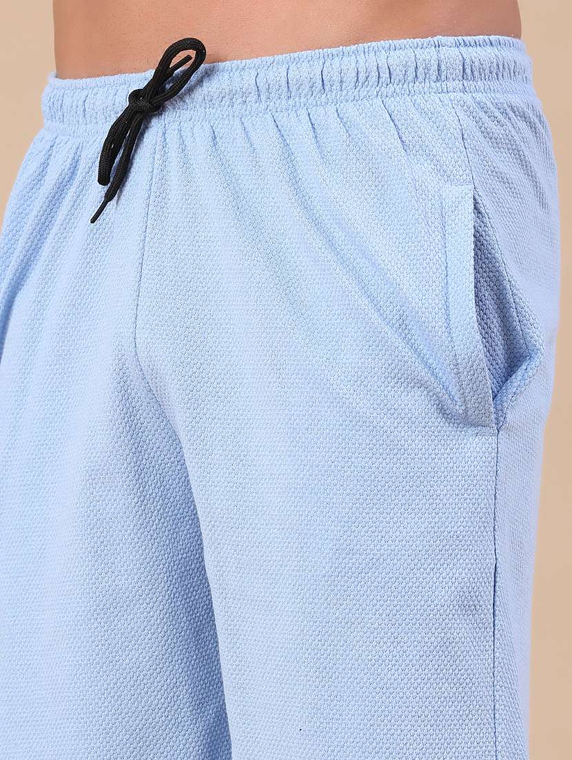 men textured mid rise regular fit shorts - 22371176 -  Standard Image - 1