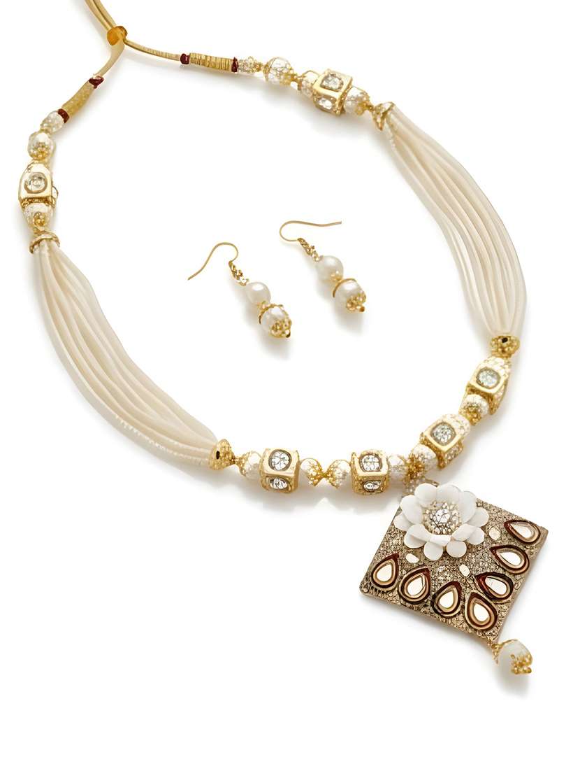 women pendant necklace set with earrings - 22373082 -  Standard Image - 4