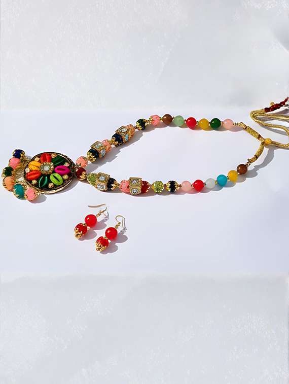 women pendant necklace set with earrings - 22373083 -  Standard Image - 6