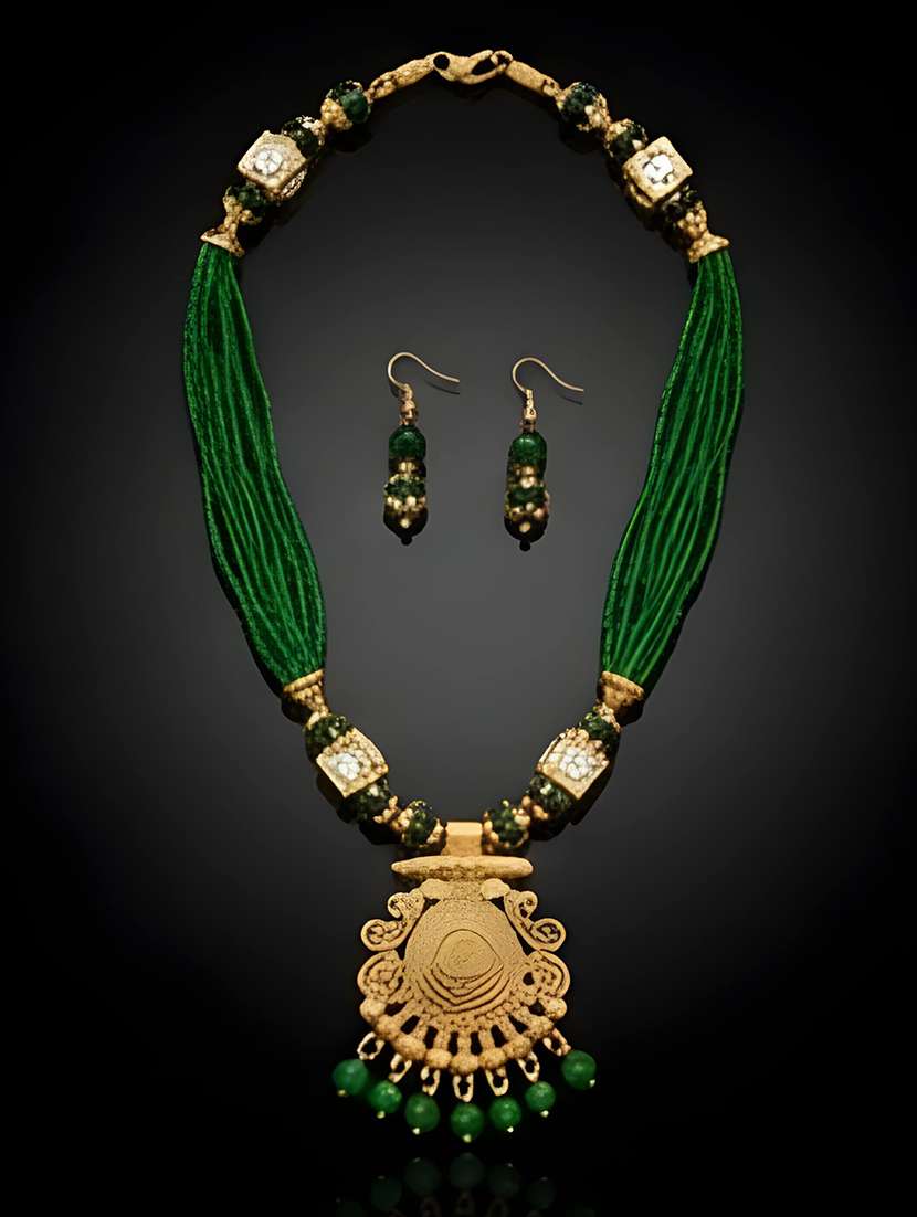 women pendant necklace set with earrings - 22373085 -  Standard Image - 1