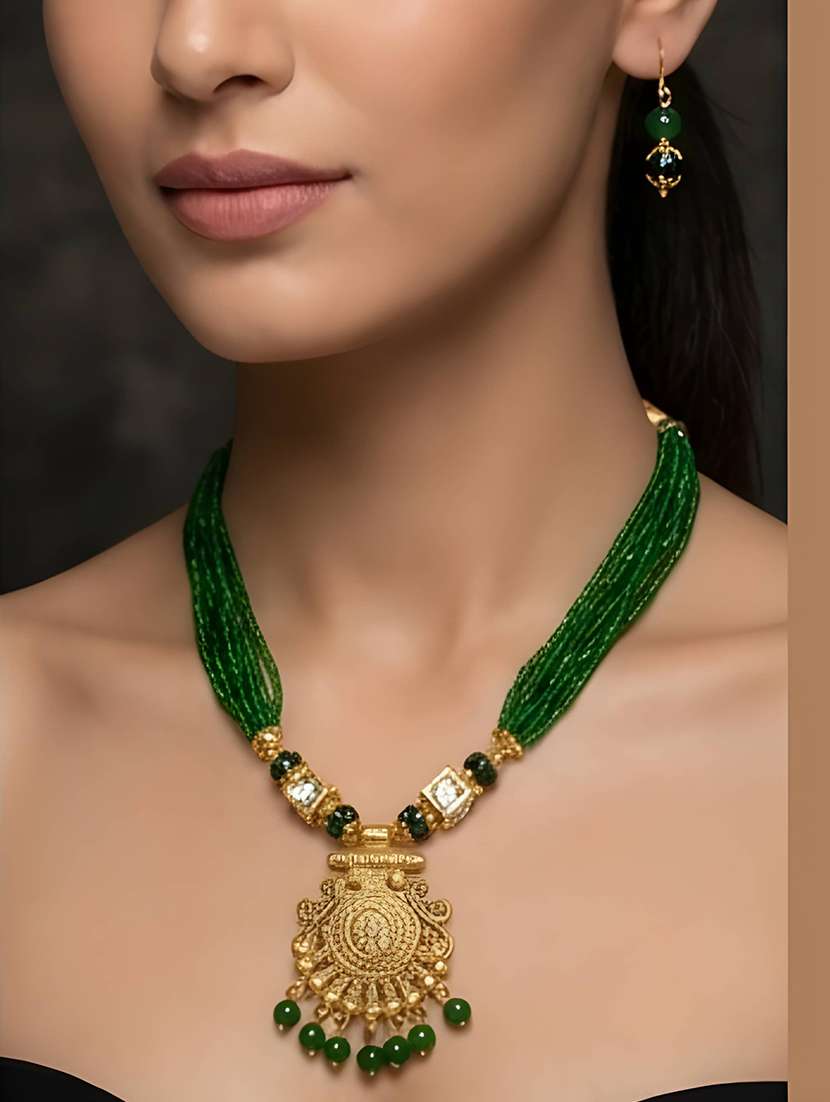 women pendant necklace set with earrings - 22373085 -  Standard Image - 6