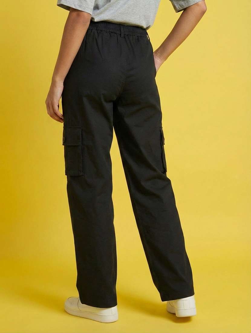 Women Solid High Rise Cargo - 22373296 -  Standard Image - 1