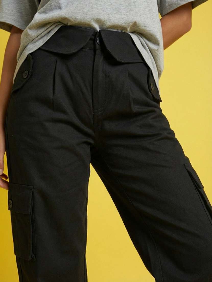 Women Solid High Rise Cargo - 22373296 -  Standard Image - 4
