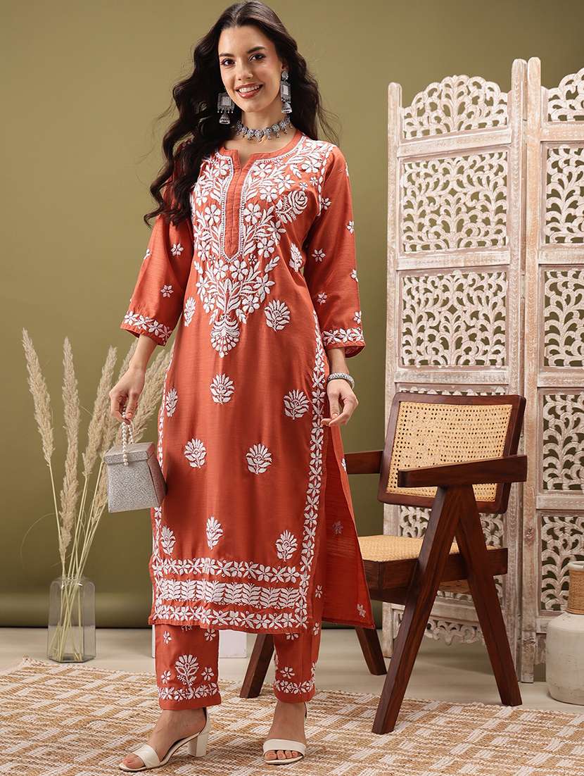 women solid with work three quarter sleeve kurta pant set