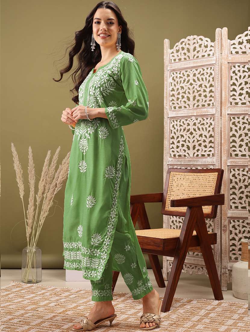 Women Solid With Work Three Quarter Sleeve Kurta Pant Set - 22373419 -  Standard Image - 4