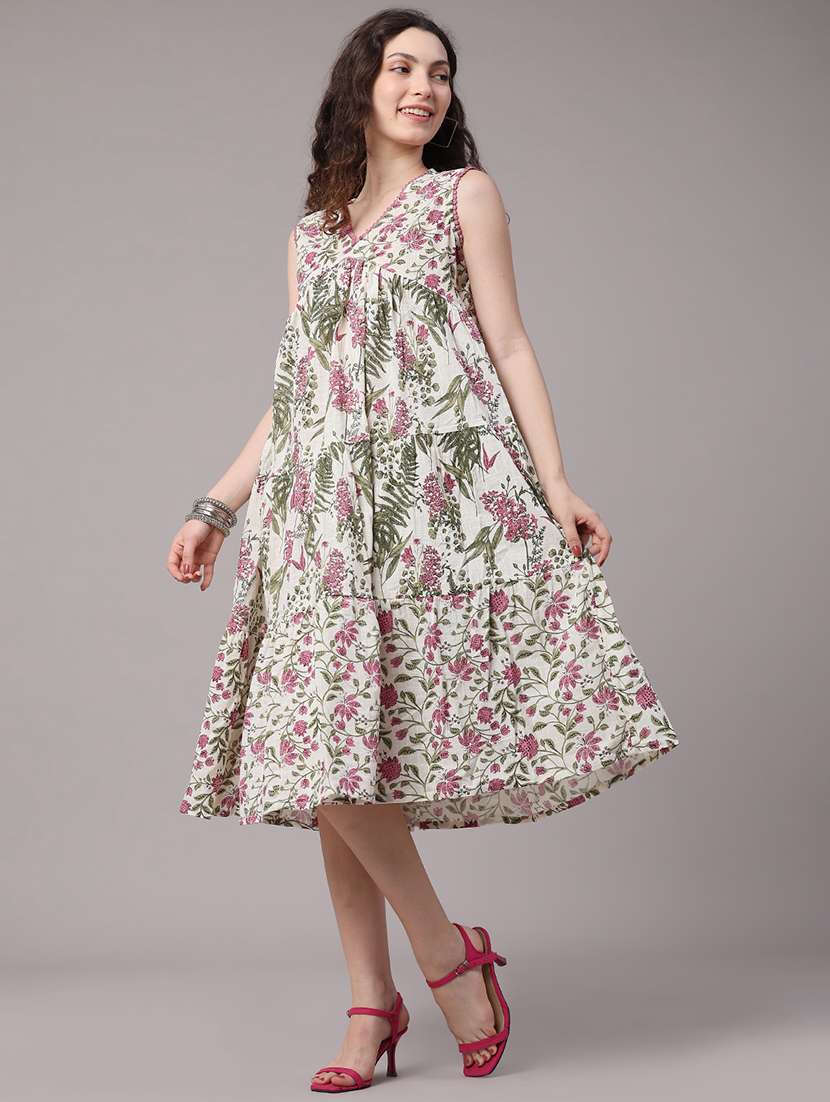 women printed sleeveless tiered dress - 22374108 -  Standard Image - 4