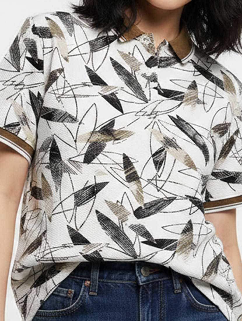 women printed short sleeve oversized polo t-shirt - 22374147 -  Standard Image - 4